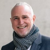 Porträt Volker Loibl, Gründer von apollo consulting
